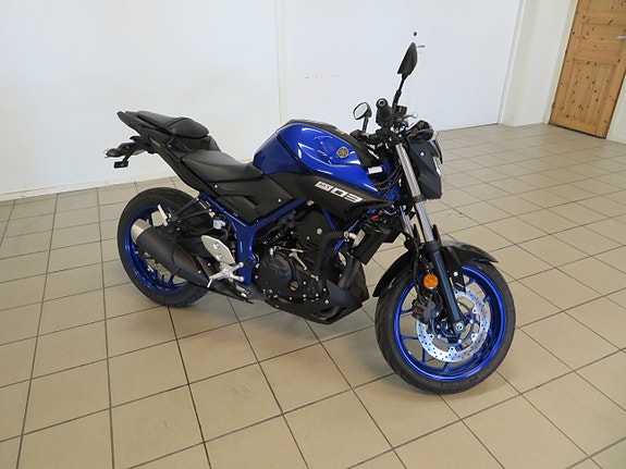 Yamaha MT-03 4 of 18