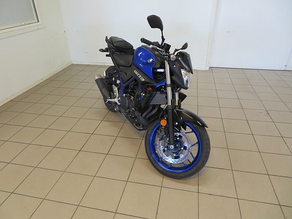 Yamaha MT-03 2 of 18