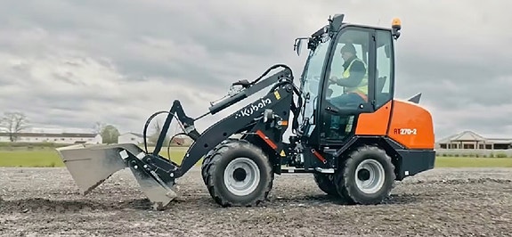 Kubota RT270-2 6 of 6