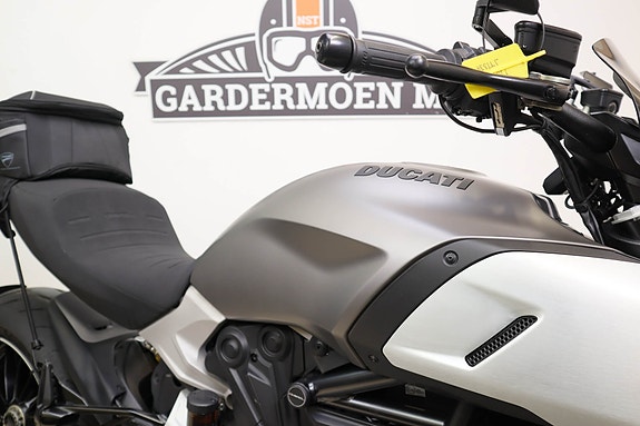 Ducati DIAVEL 1260 ABS 17 of 17