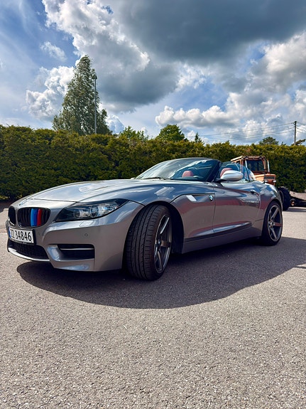 BMW Z4 2 of 5