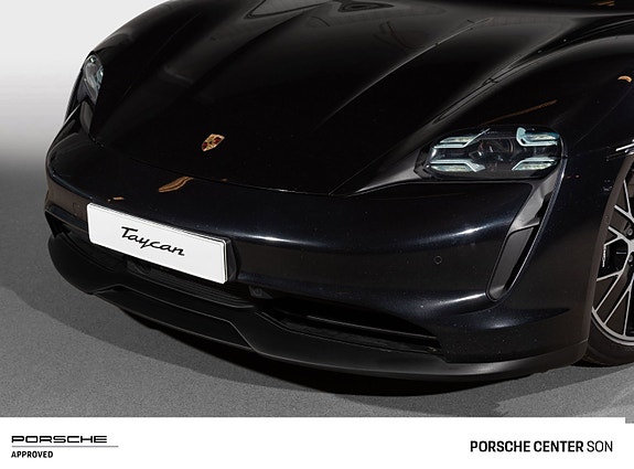 Porsche Taycan 9 of 30