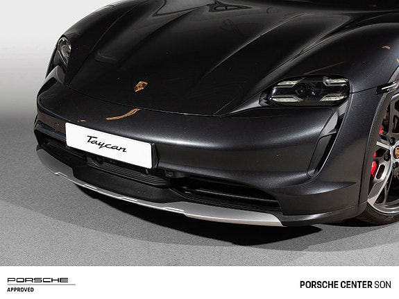 Porsche Taycan Cross Turismo 7 of 30