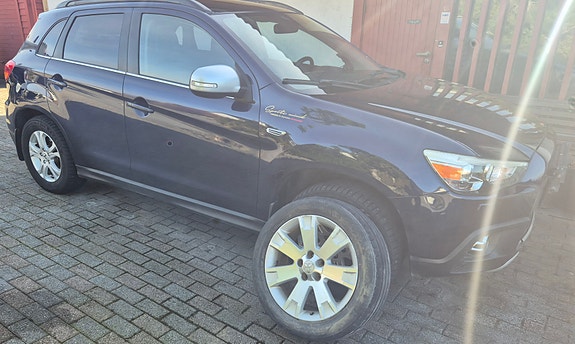 Mitsubishi ASX 2 of 9