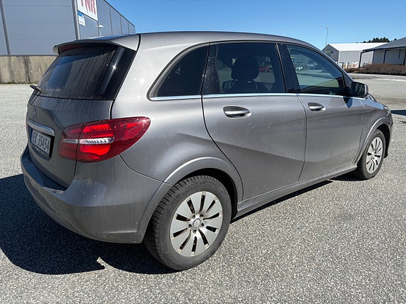 Mercedes-Benz B-Klasse 5 of 5