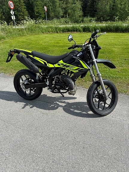 Rieju MRT 50 SM 4 of 5