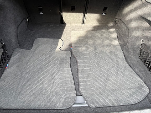 BMW i4 21 of 30