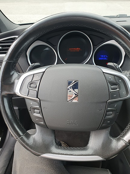 Citroen DS3 8 of 24
