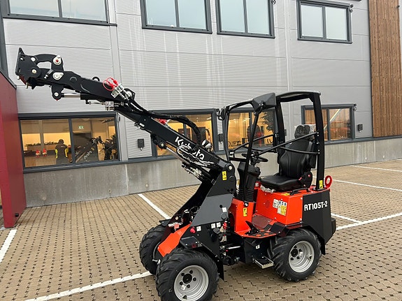 Kubota RT105T-2 8 of 8