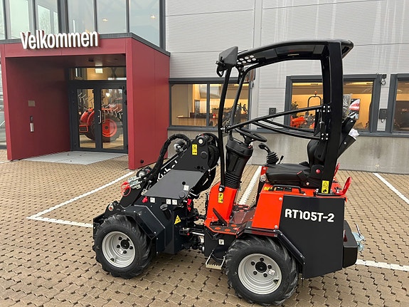 Kubota RT105T-2 7 of 8