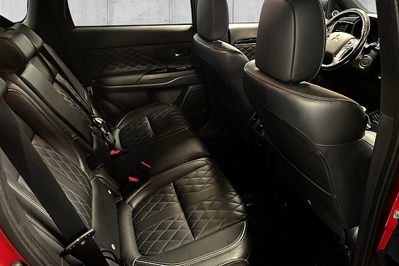 Mitsubishi Outlander 14 of 24