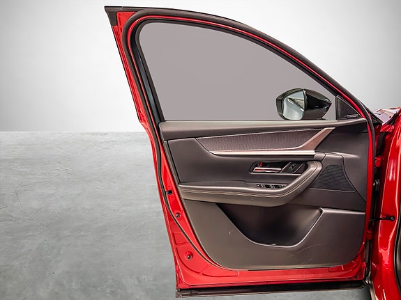 Mazda CX-60 9 of 26