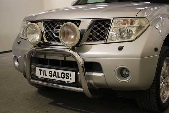 Nissan Pathfinder 10 of 30