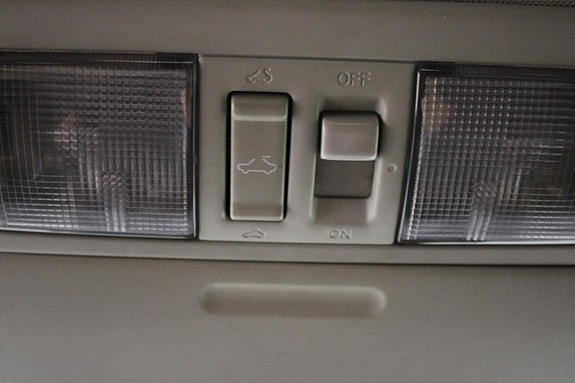 Nissan Pathfinder 28 of 30