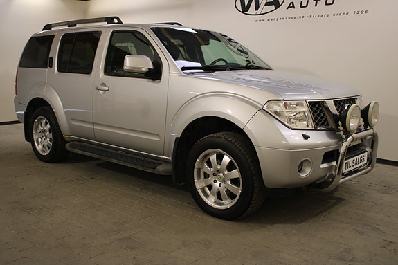 Nissan Pathfinder 9 of 30