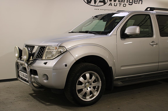 Nissan Pathfinder 3 of 30