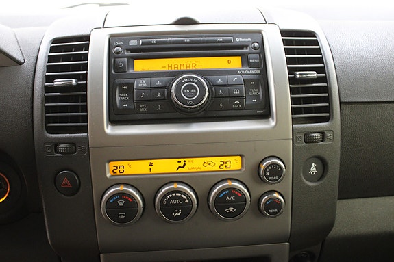 Nissan Pathfinder 29 of 30