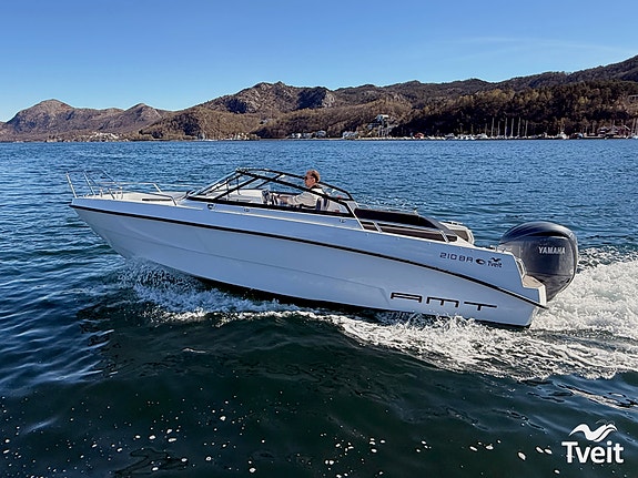AMT 210 BR m/ Yamaha F 150 hk 9 of 24
