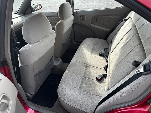 Chrysler Neon 10 of 17