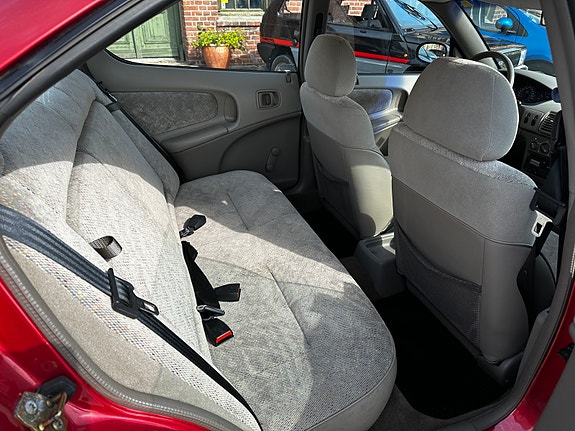 Chrysler Neon 11 of 17