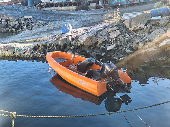 River 420 XR 2 of 8