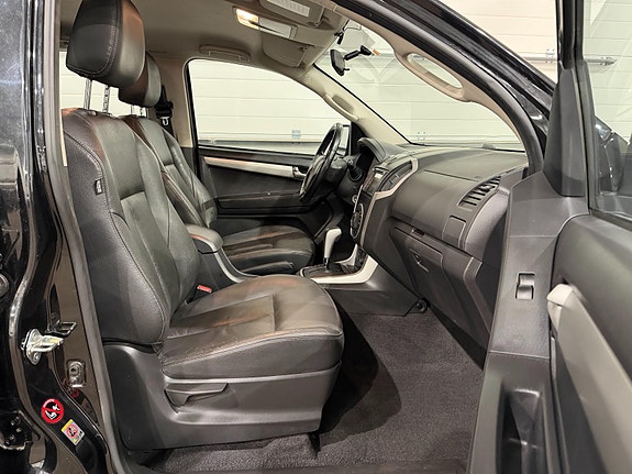 Isuzu D-max 9 of 19