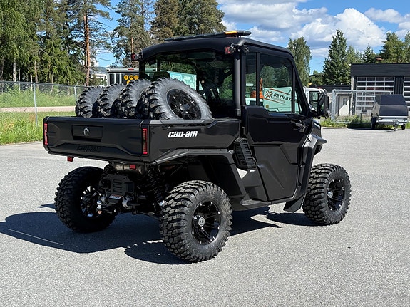 Can-Am Traxter HD11 4 of 5