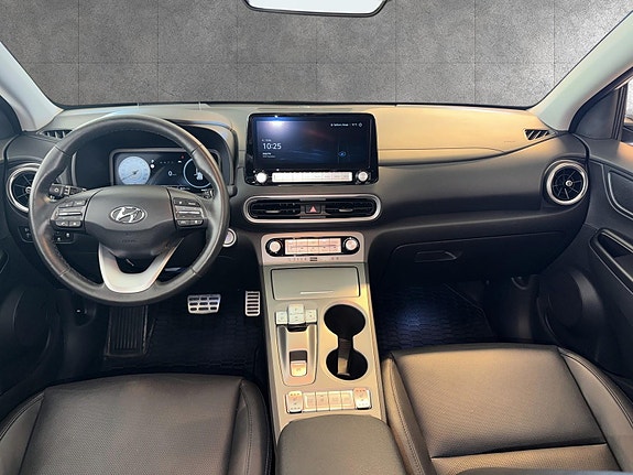 Hyundai Kona 13 of 20
