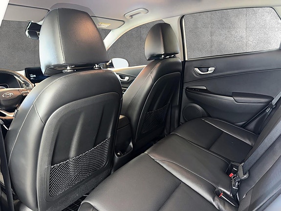 Hyundai Kona 12 of 20