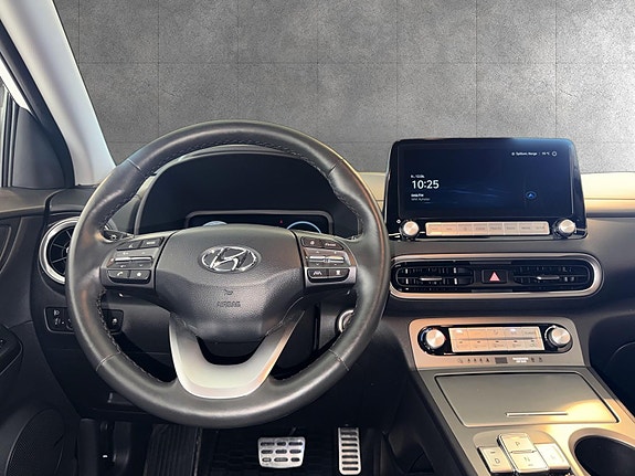 Hyundai Kona 14 of 20