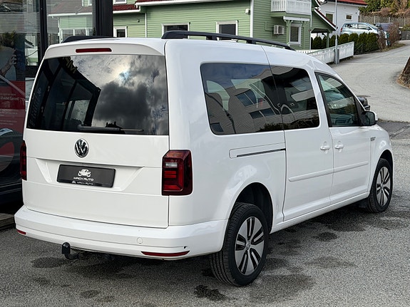 Volkswagen Caddy Maxi 5 of 5