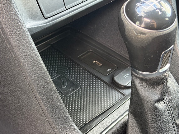 Volkswagen Caddy Maxi 11 of 15