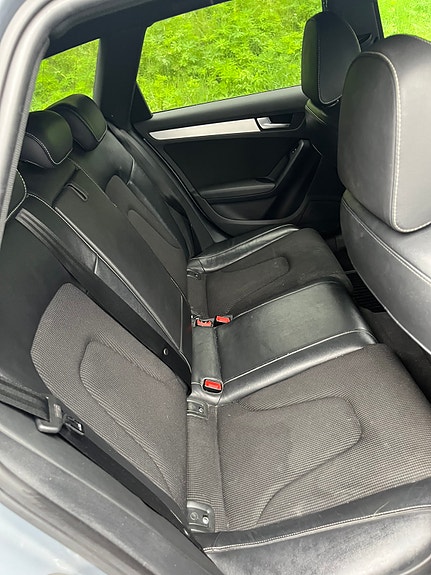 Audi A4 15 of 19