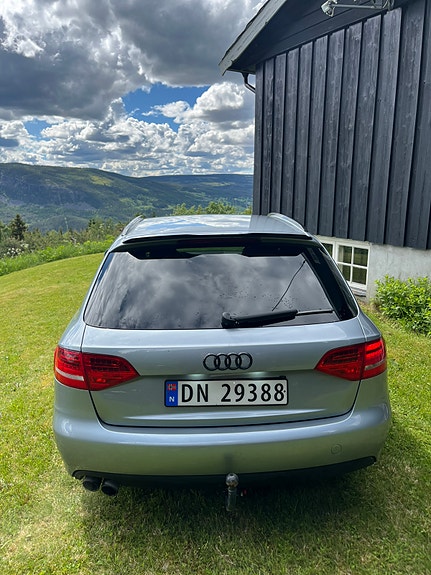 Audi A4 5 of 19