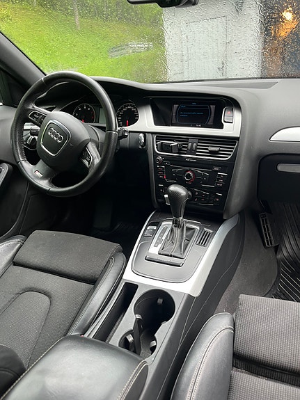 Audi A4 13 of 19