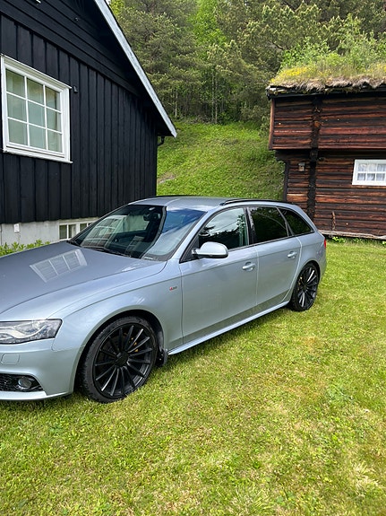 Audi A4 3 of 19