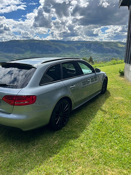 Audi A4 6 of 19