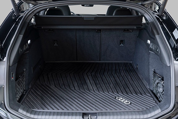 Audi A6 e-tron 29 of 30