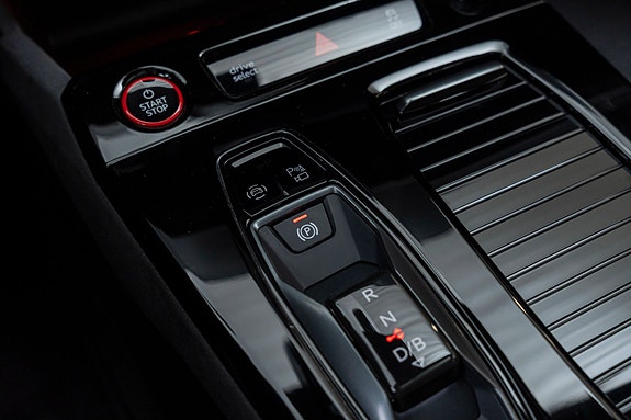 Audi A6 e-tron 18 of 30