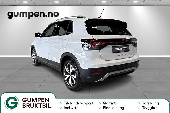 Volkswagen T-Cross 3 of 5