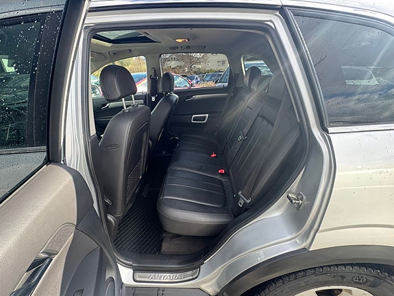 Opel Antara 21 of 30