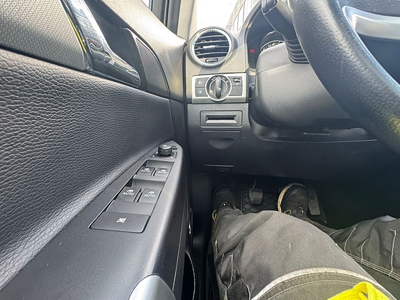 Opel Antara 10 of 30