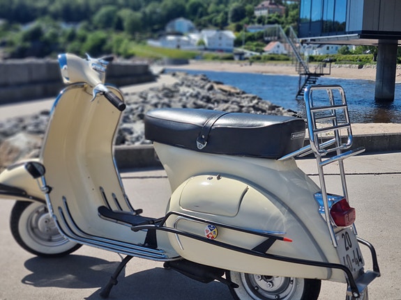 Vespa 125 Super (VNB6T) 4 of 5
