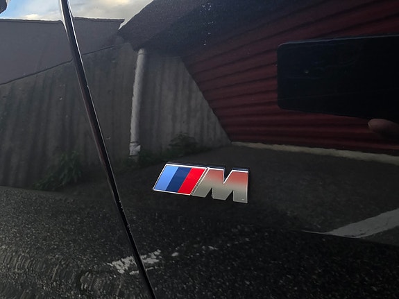 BMW i4 20 of 21