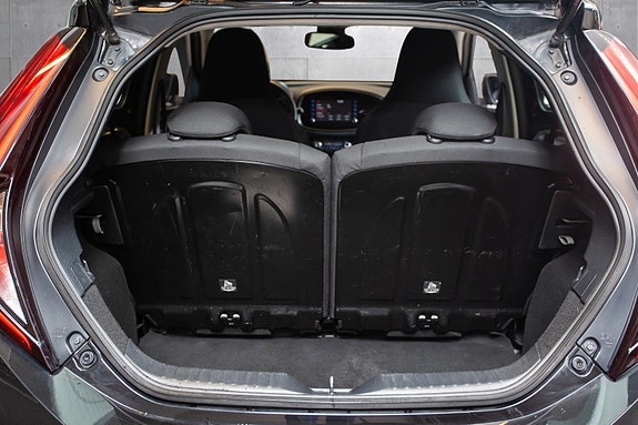 Toyota Aygo X 17 of 19