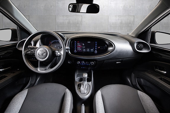 Toyota Aygo X 7 of 19