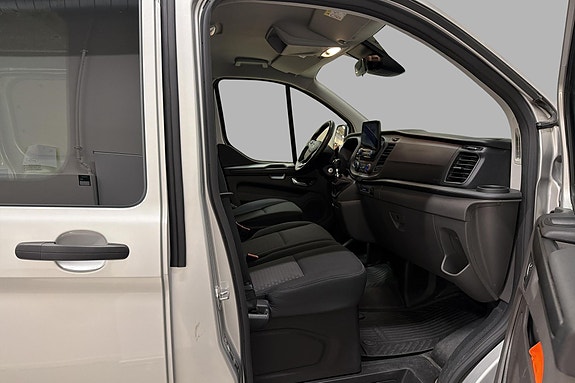 Ford Transit Custom 13 of 20