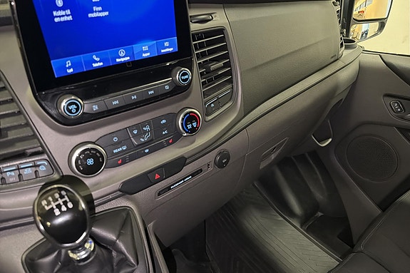 Ford Transit Custom 16 of 20