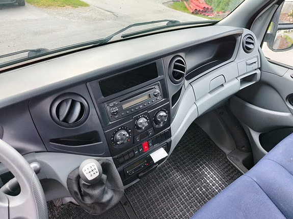 Iveco Daily 50C18 med HMF kran 15 of 30