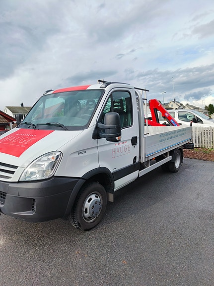 Iveco Daily 50C18 med HMF kran 7 of 30